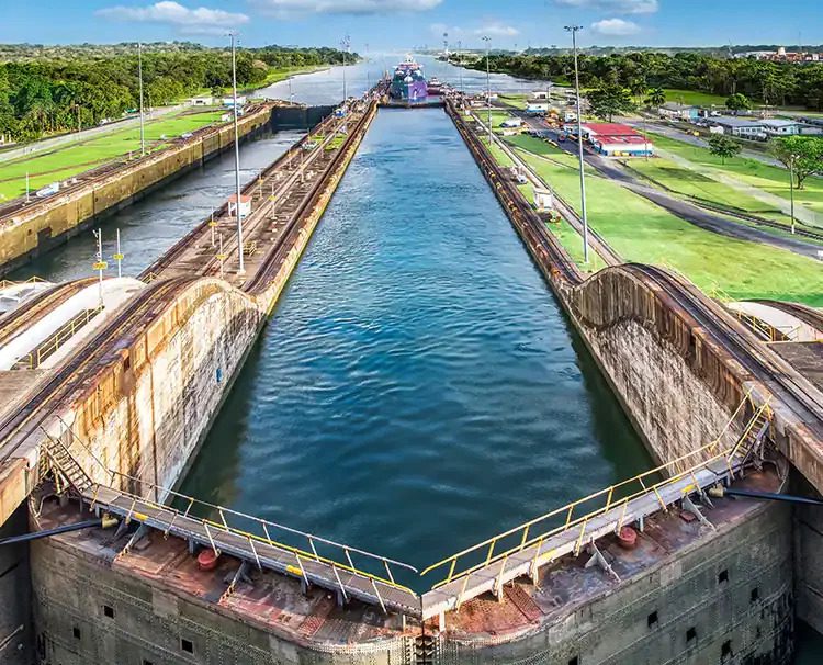 Ship passing through the locks of the Panama Canal